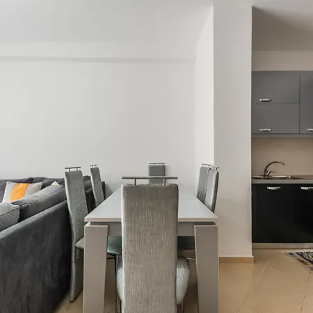 Comfort By Pikhost *