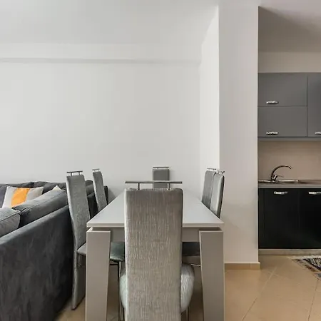 Comfort By Pikhost * Sarandë