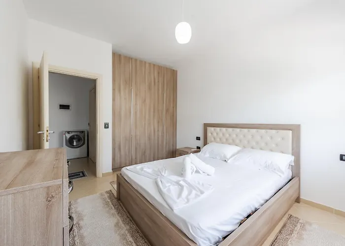 Comfort By Pikhost Apartamento Sarandë